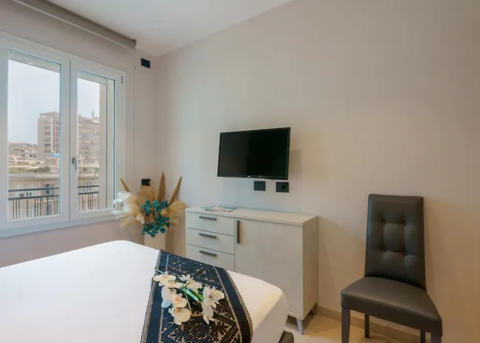 Welcome 4* كالياري