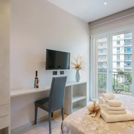 招待所 Welcome 4*